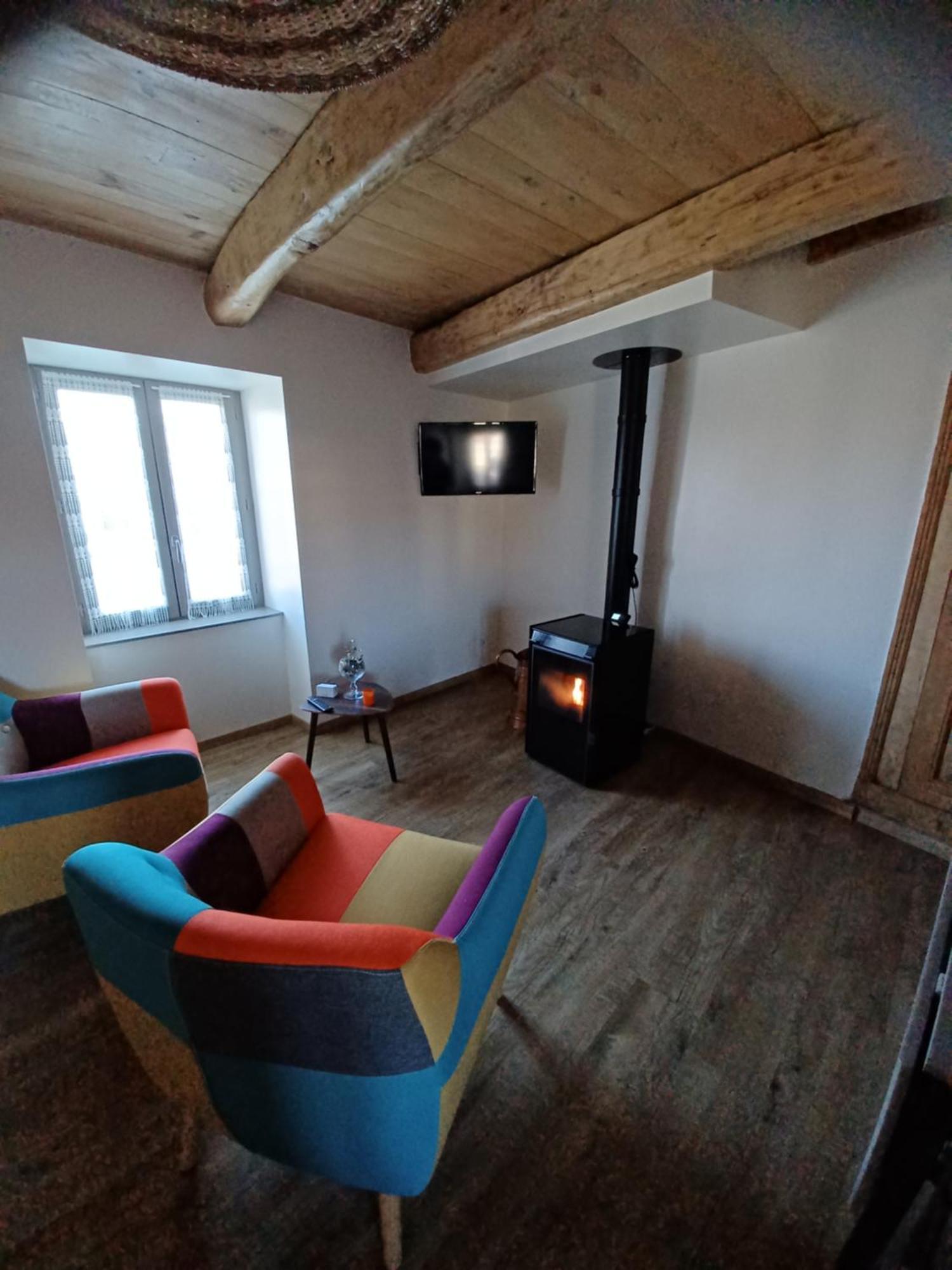 Hébergement de vacances Chez Francine La Chenevière *